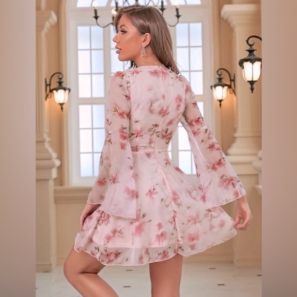 NWOT Pink bohemian floral flowy dress - Picture 3 of 5